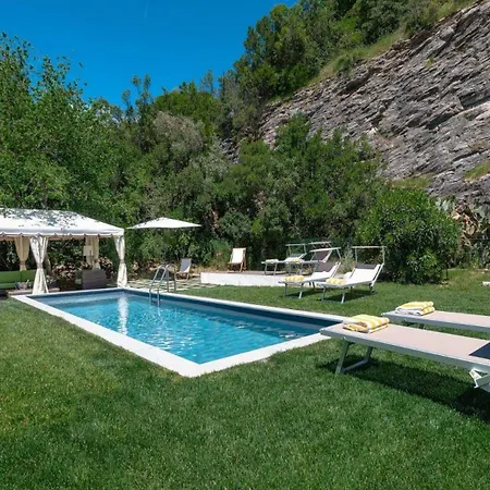 Villa Le Vie Cave *